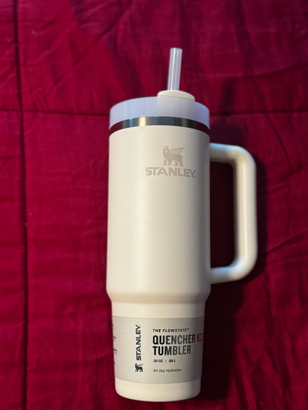 NWT—STANLEY Cream Travel Quencher H2O Tumbler with Handle—30oz All Day Hydration